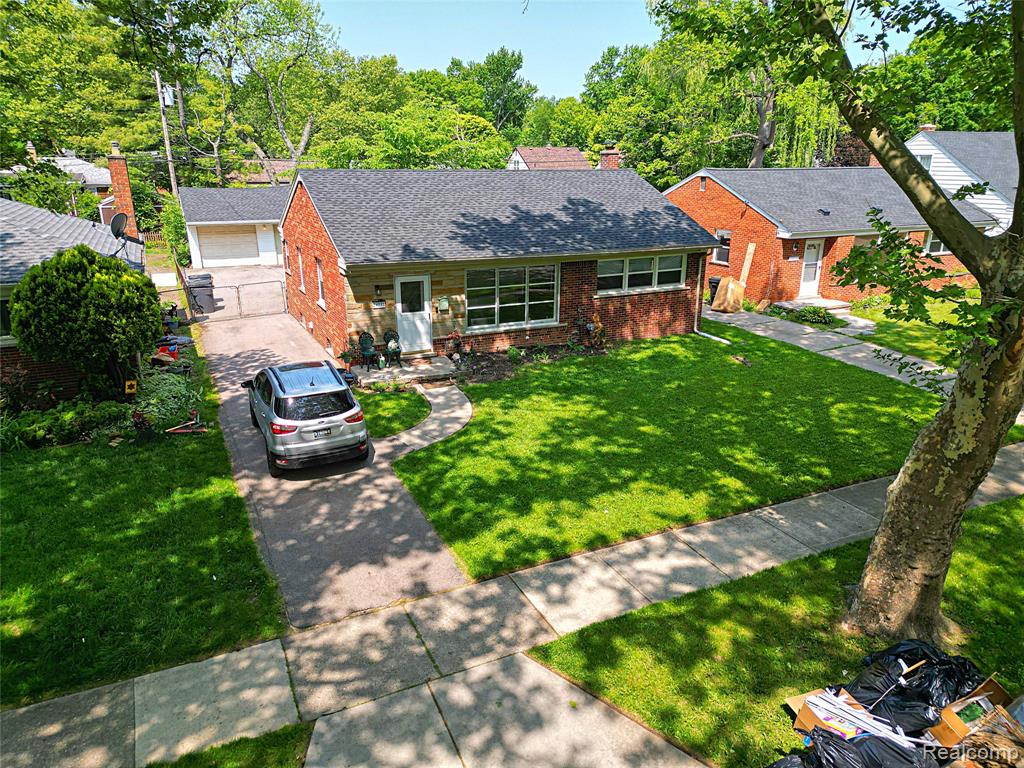24271 Westhampton Street , Oak Park, Michigan image 1