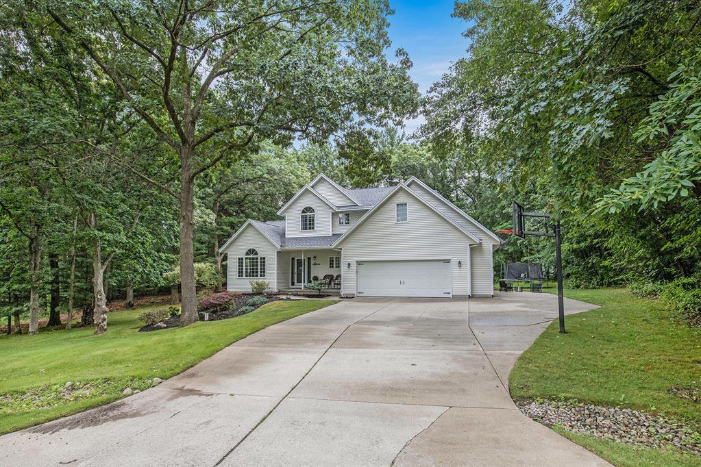 10761 Timberline Drive , Greenville, Michigan image 1