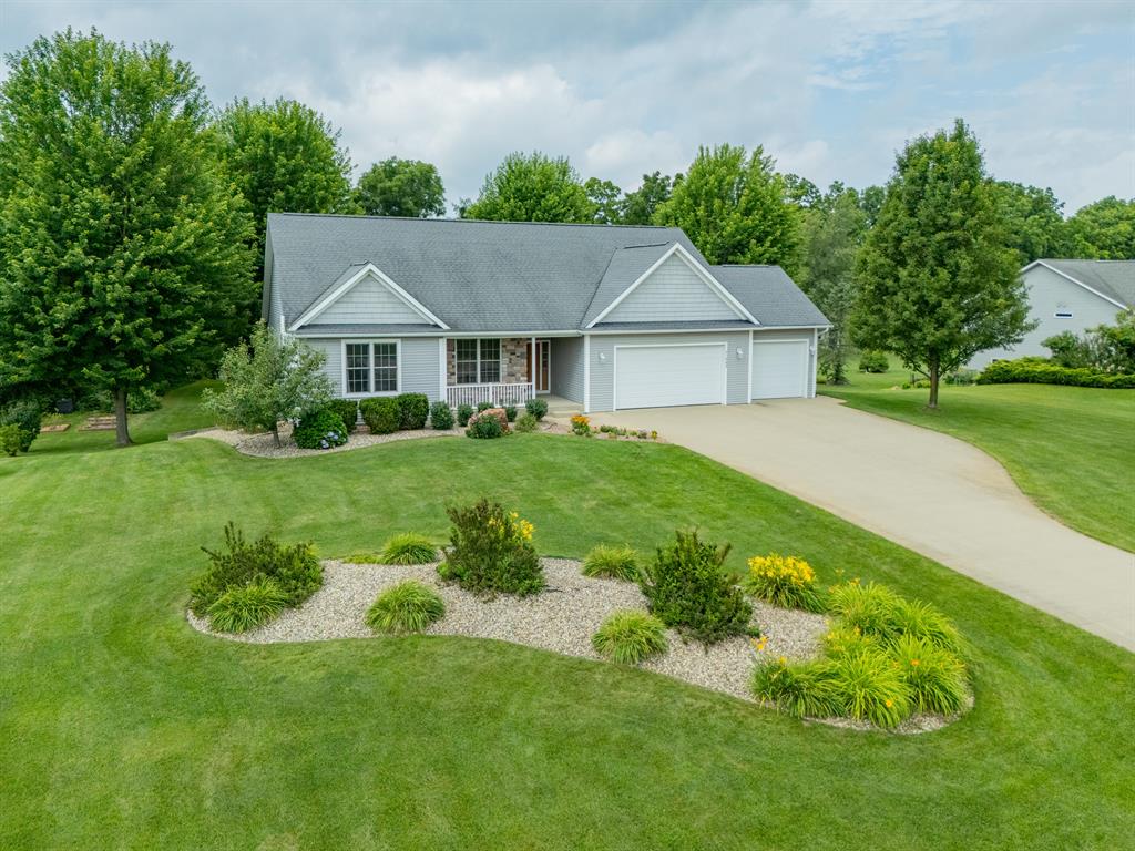 71462 Fox Creek Boulevard , Lawton, Michigan image 1
