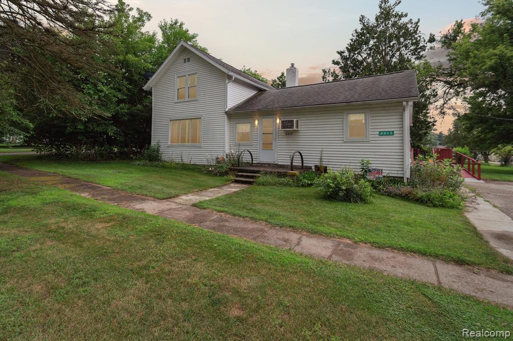 4415 Central Street , Columbiaville, Michigan image 1