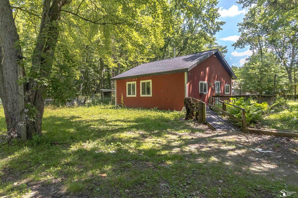8438 Adler Road , Lambertville, Michigan image 1