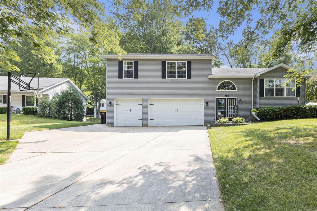 12912 Valley Drive Drive , Wayland, Michigan image 1