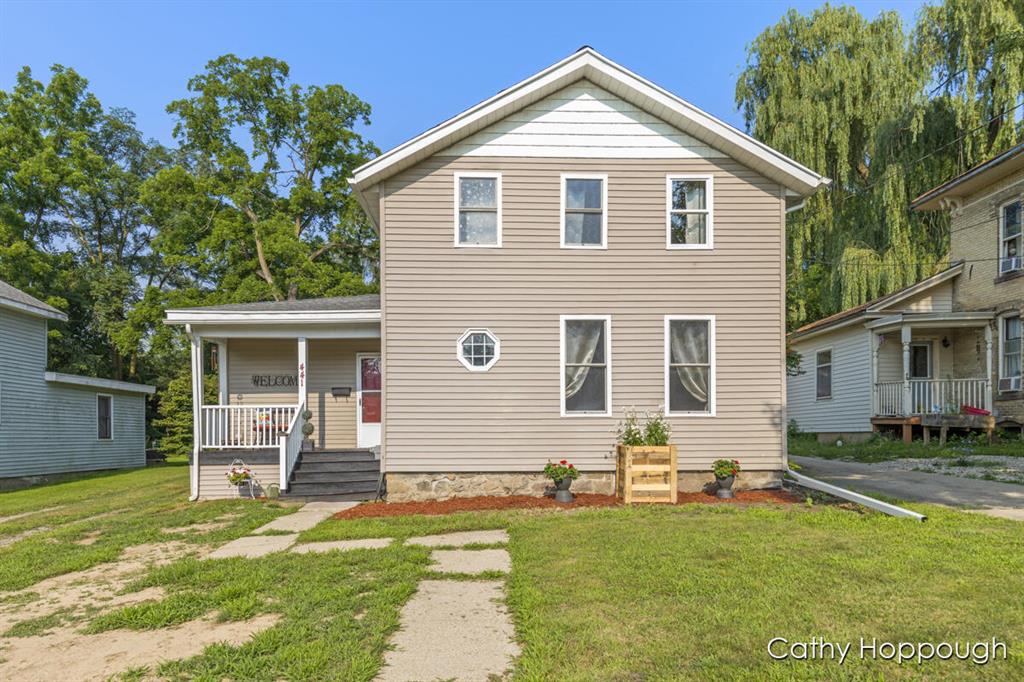 441 N State Street , Ionia, Michigan image 1