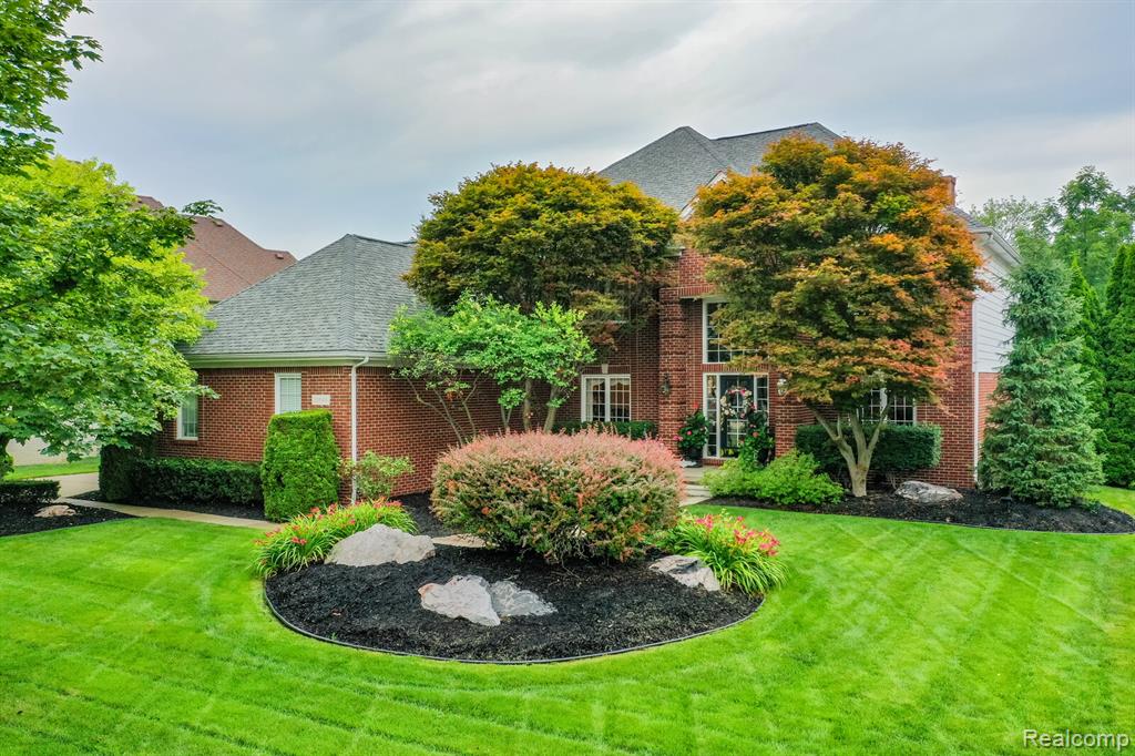 53844 Cherrywood Drive , Shelby Twp, Michigan image 1