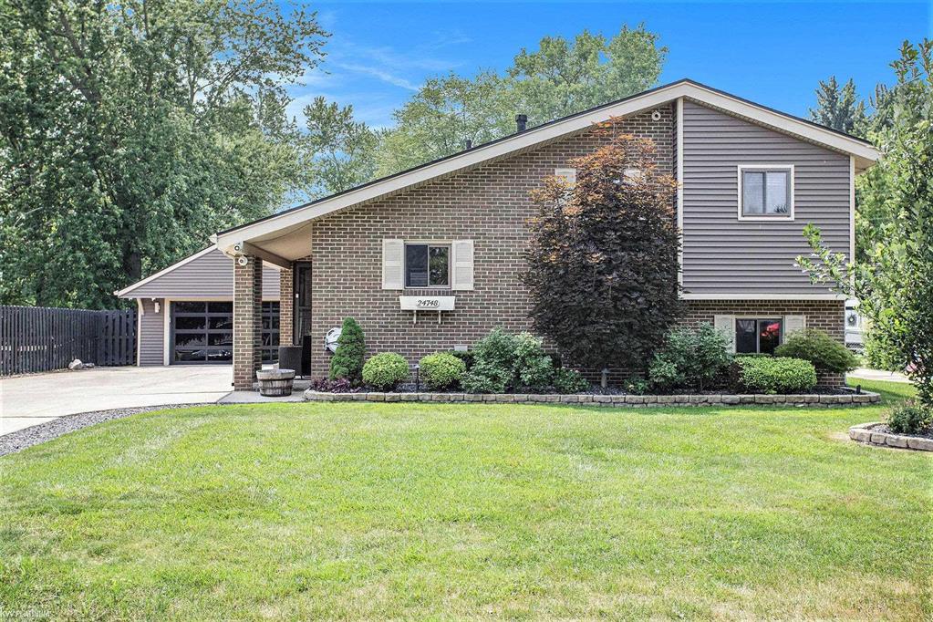 24748 Murray Street , Harrison Township, Michigan image 1