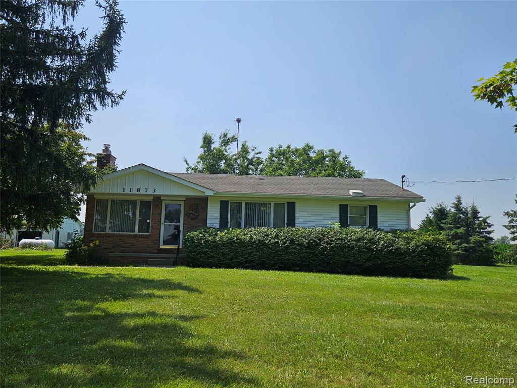 11873 Durand Road , Howell, Michigan image 1