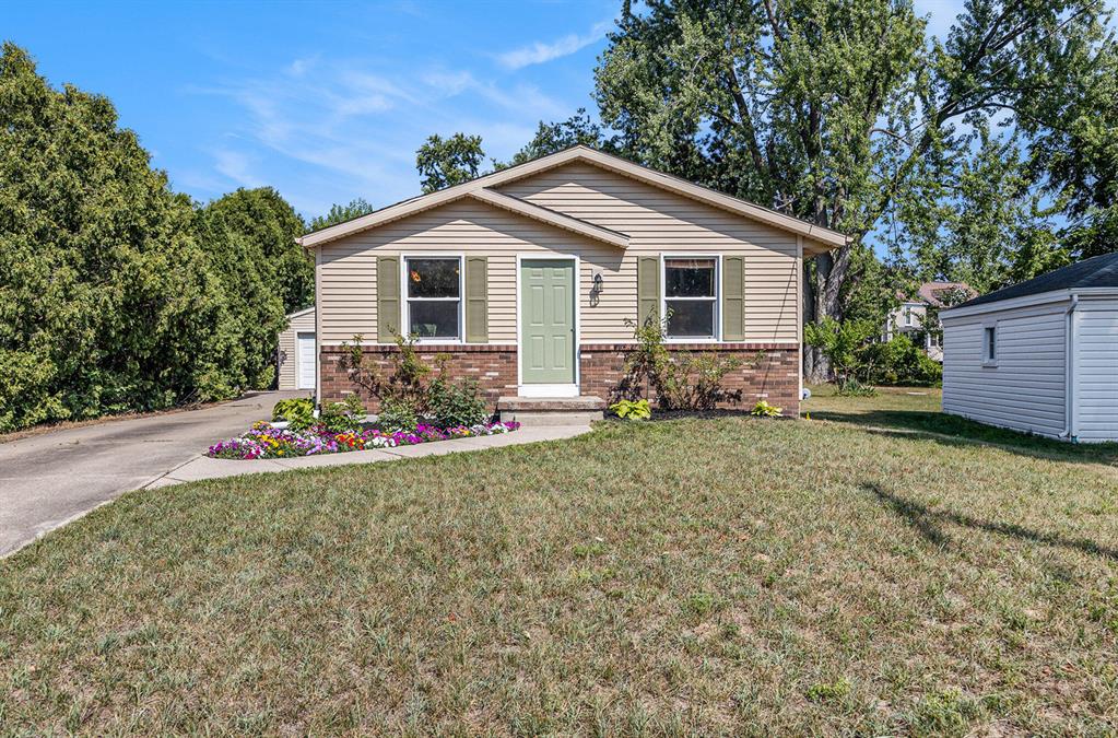 3054 Kensboro Avenue Ne, Grand Rapids, Michigan image 1