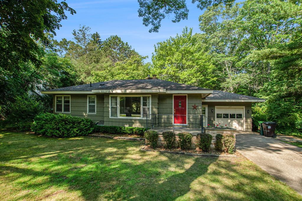 1419 N Scenic Drive , North Muskegon, Michigan image 1