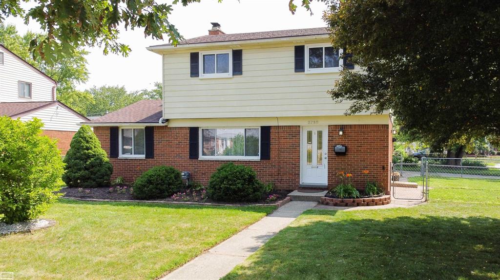 8799 Lozen Drive , Sterling Heights, Michigan image 1