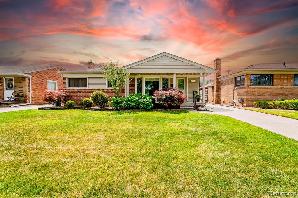 32951 Sheridan Street , Garden City, Michigan image 1