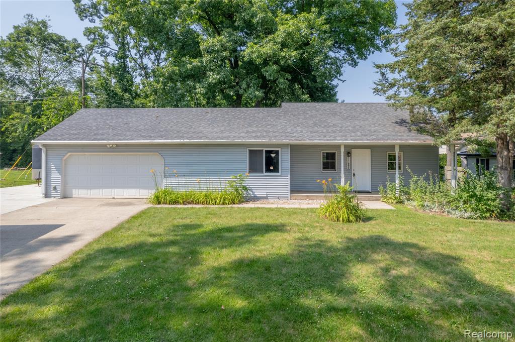 11405 Norway Drive , Hartland, Michigan image 1