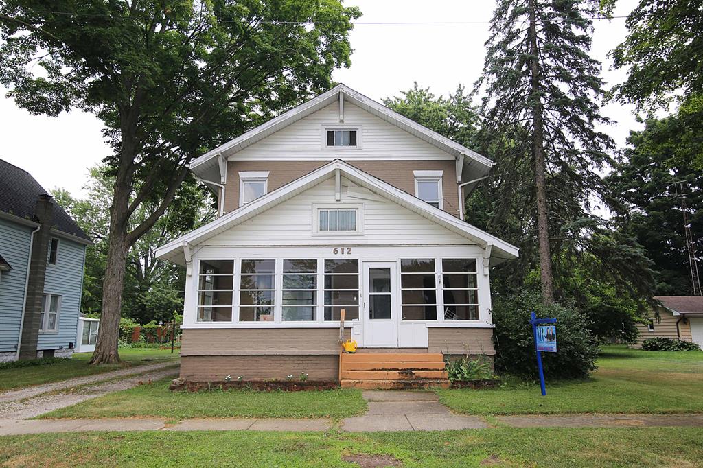 612 S Hooker Avenue , Three Rivers, Michigan image 1