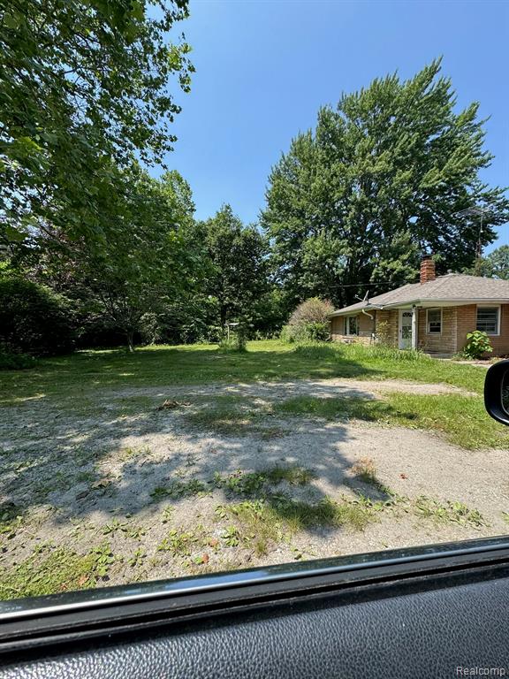 12068 Lake Road , Montrose, Michigan image 1