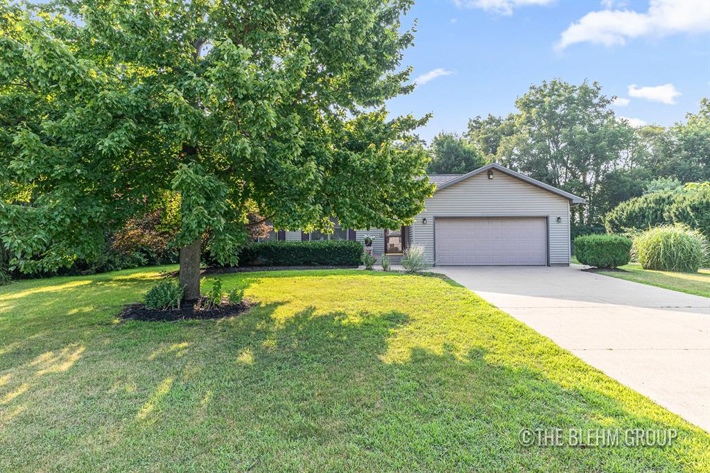 115 Shirley Avenue , White Pigeon, Michigan image 1