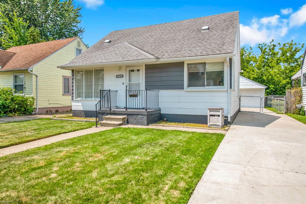 23733 Lexington Avenue , Eastpointe, Michigan image 1