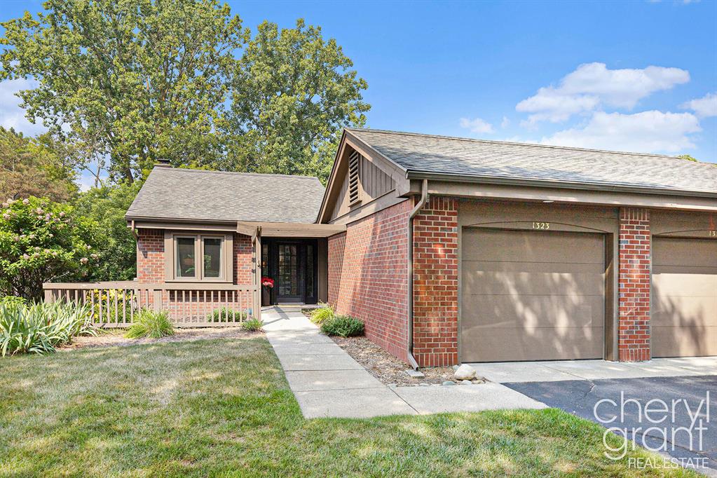 1323 Suncrest Drive Ne #68, Grand Rapids, Michigan image 1