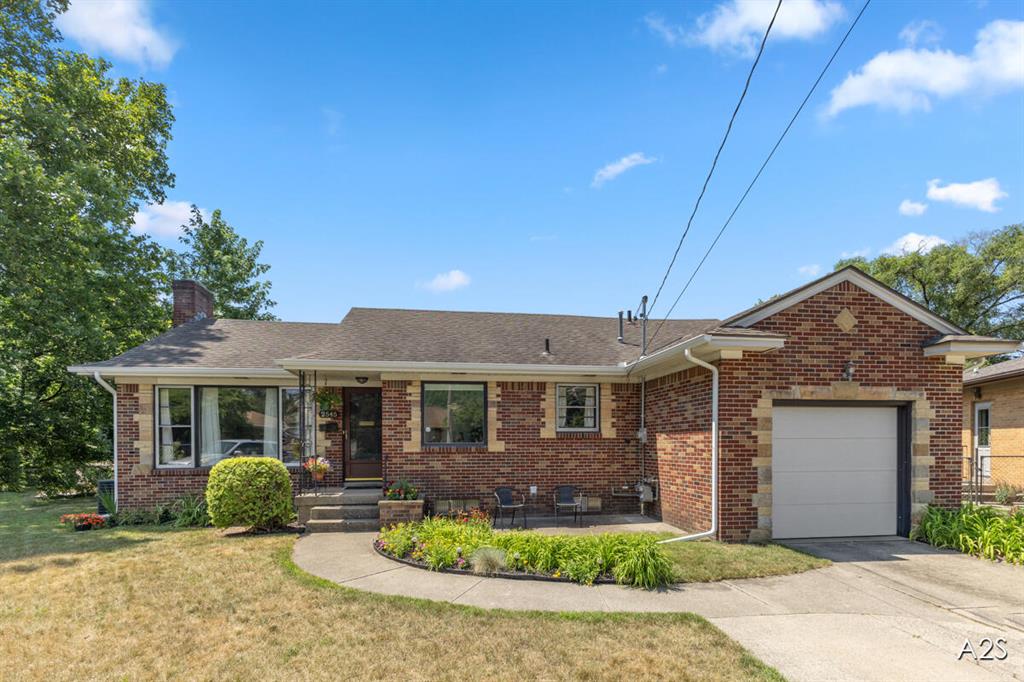 2545 Linden Avenue Se, Grand Rapids, Michigan image 1