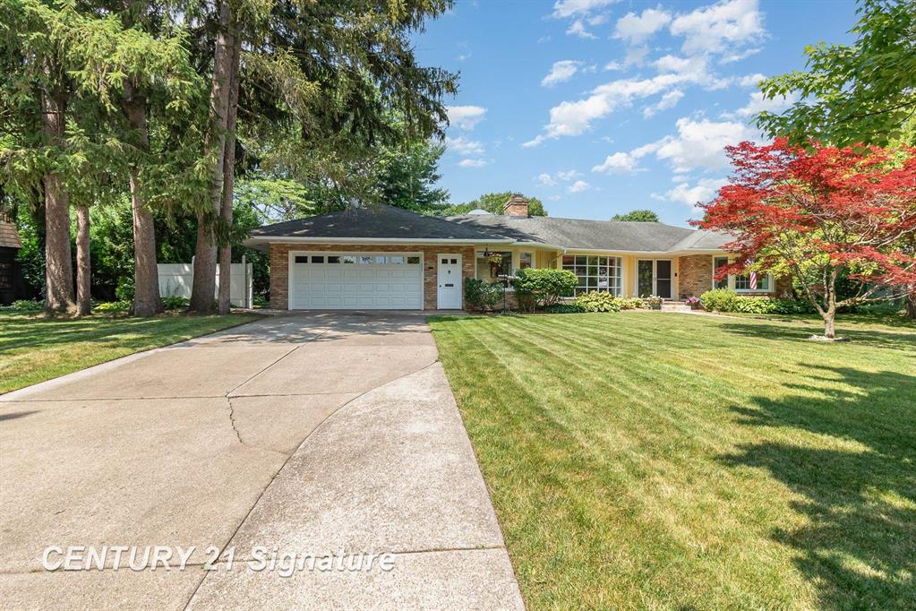 429 Ardussi Avenue , Saginaw, Michigan image 1