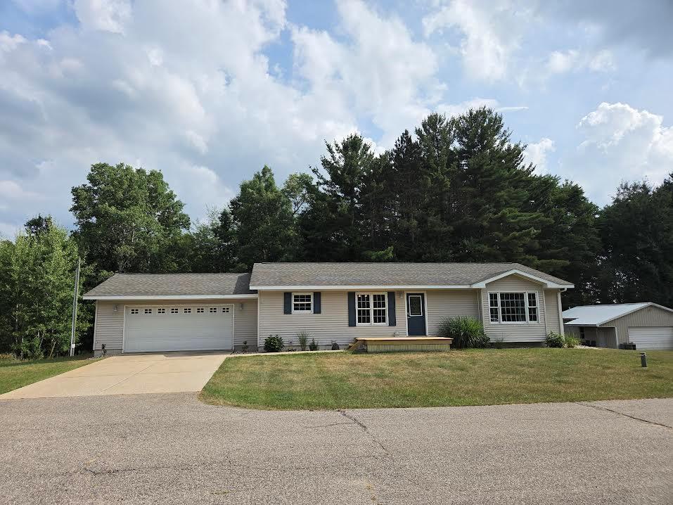 21771 8 Mile Road , Stanwood, Michigan image 1