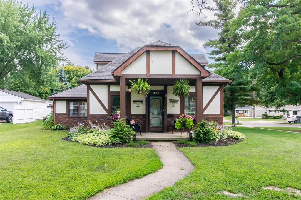 357 Riddle Street , Howell, Michigan image 1
