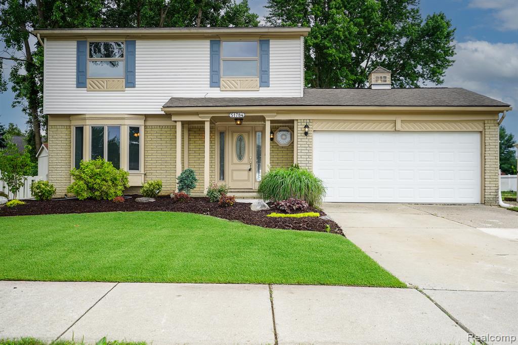 51784 Julies Drive , Clinton Township, Michigan image 1