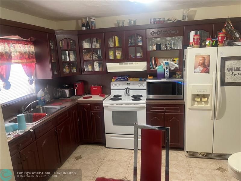 3810 NW 186th St, Miami Gardens, Florida image 9