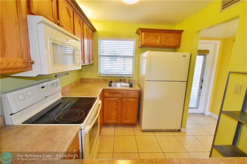 8325 Sunrise Lakes Blvd 205 For Rent, Sunrise, FL 33322 ByOwner
