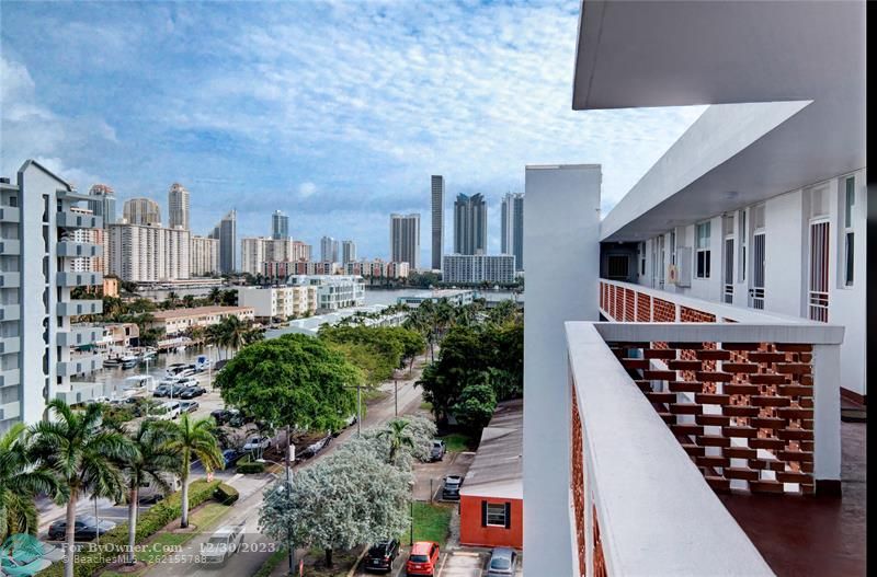 3660 NE 166th St #809, North Miami Beach, Florida image 9