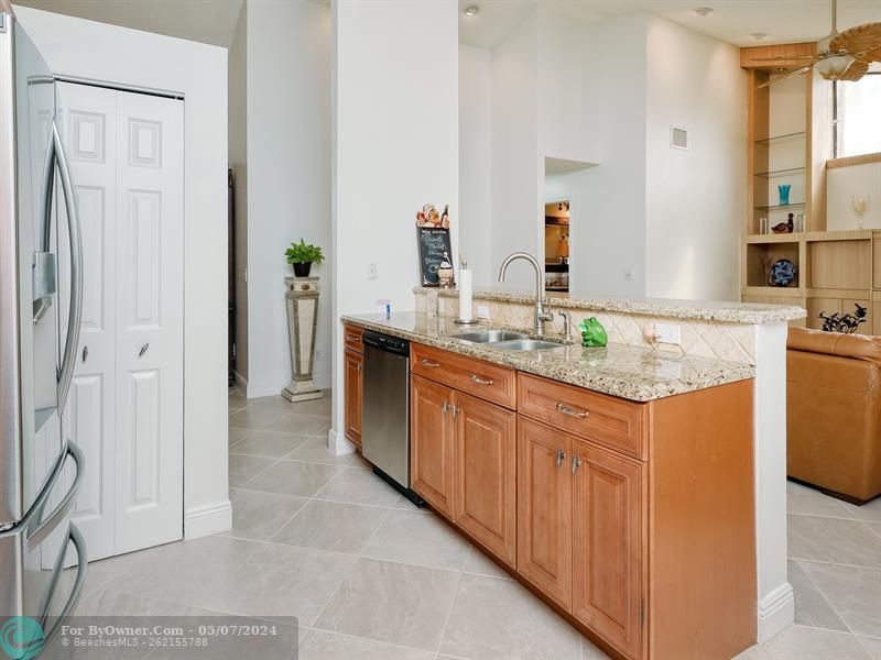 8522 NW 80th St, Tamarac, Florida image 19