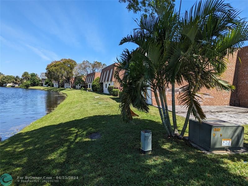 136 San Remo Blvd, North Lauderdale, Florida image 2