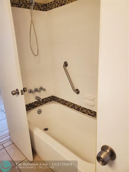 2475 W Golf Blvd #239, Pompano Beach, Florida image 9