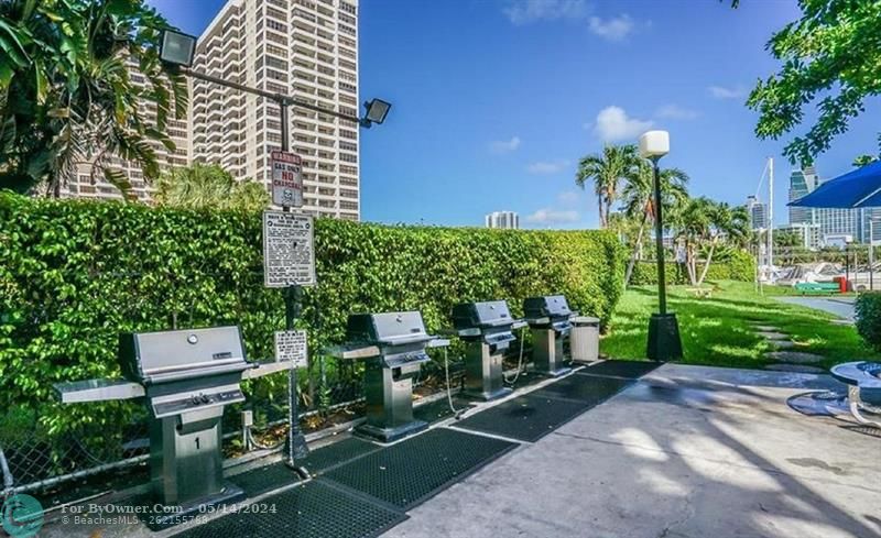 500 Three Islands Blvd #607, Hallandale Beach, Florida image 4