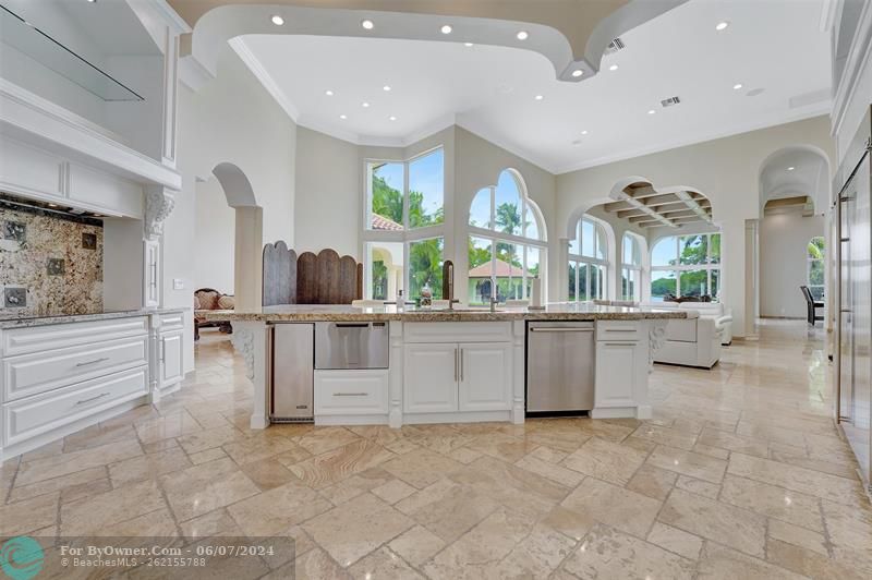 3440 Stallion Lane, Weston, Florida image 32