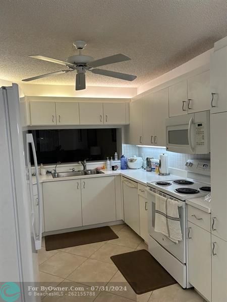 10133 NW 24th Pl #205, Sunrise, Florida image 1