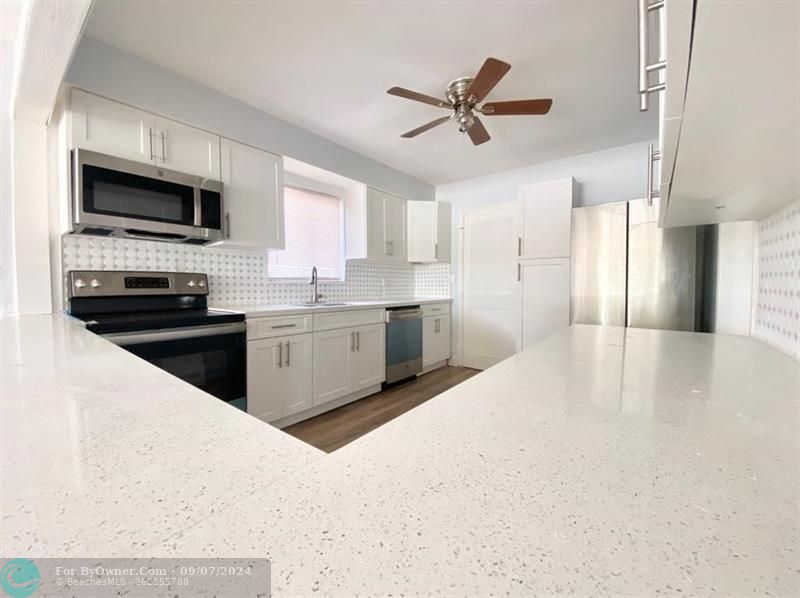 1631 Hollywood Blvd, Hollywood, Florida image 6