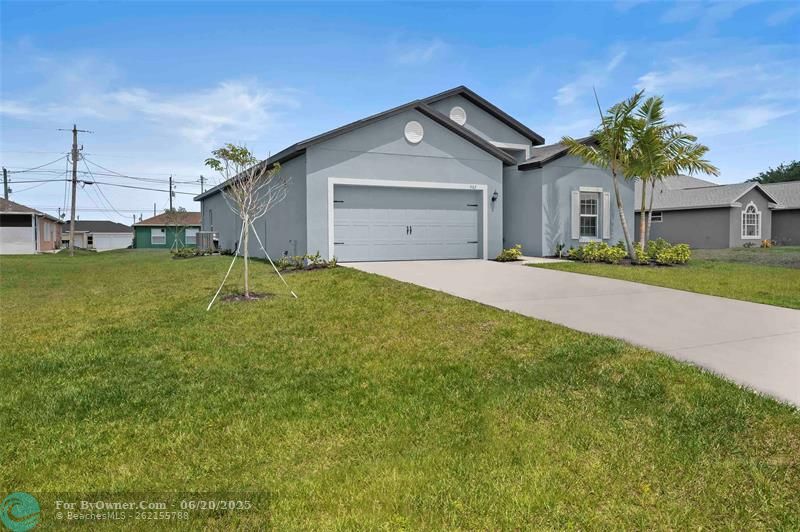 567 SW Dailey Ave, Port Saint Lucie, Florida image 4