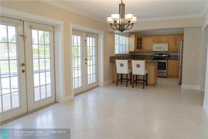 8165 NW 182nd St, Hialeah, Florida image 8