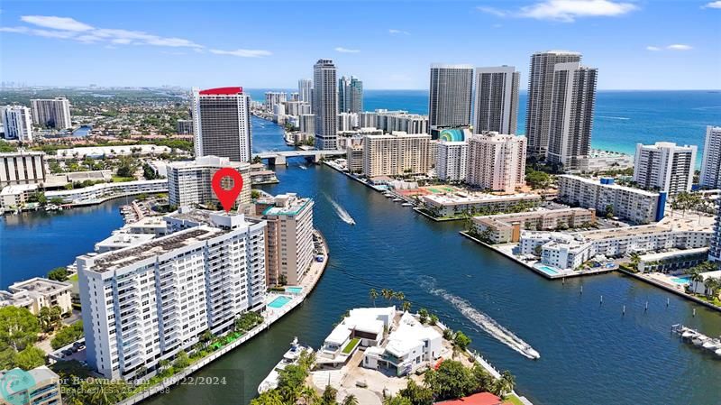 137 Golden Isles Dr #706, Hallandale Beach, Florida image 2
