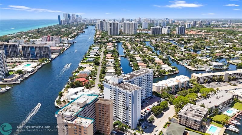 137 Golden Isles Dr #706, Hallandale Beach, Florida image 12
