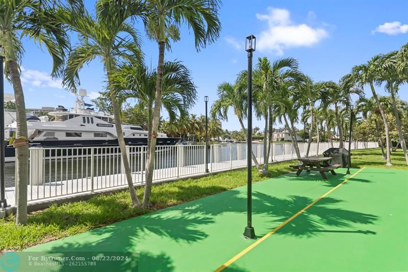 137 Golden Isles Dr #706, Hallandale Beach, Florida image 25