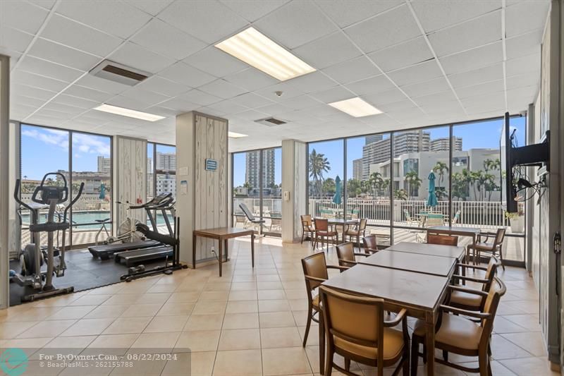 137 Golden Isles Dr #706, Hallandale Beach, Florida image 27