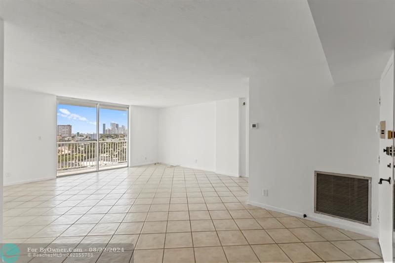137 Golden Isles Dr #706, Hallandale Beach, Florida image 35