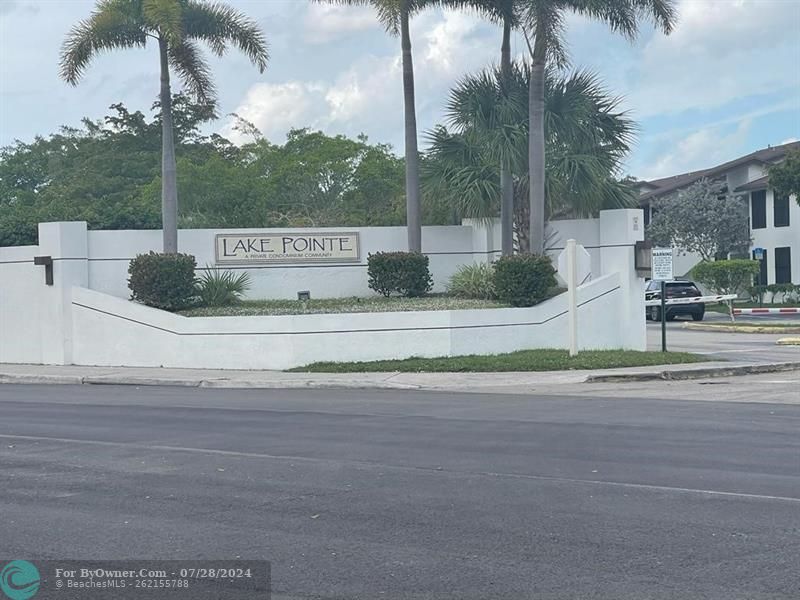 214 Lake Pointe Dr #205, Oakland Park, Florida image 2