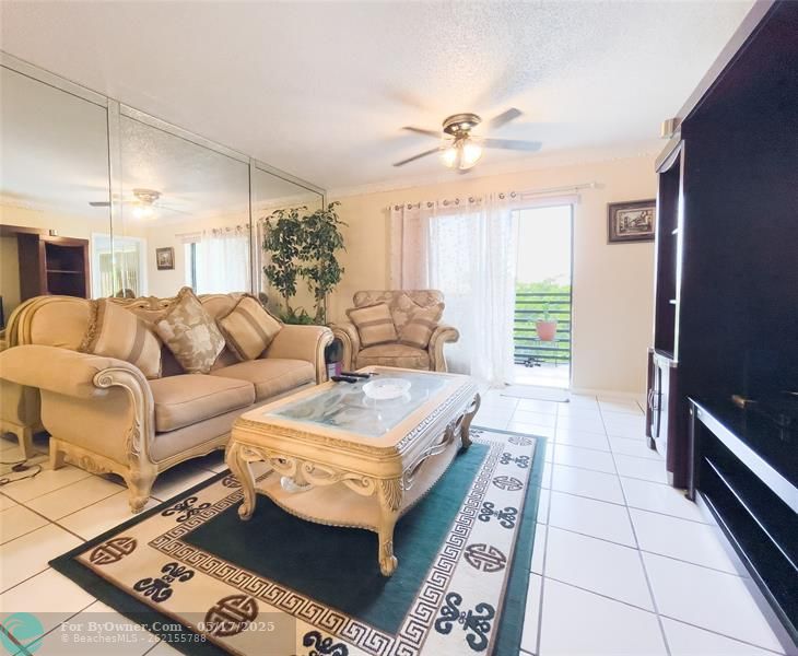 2786 NW 104th Ave #310, Sunrise, Florida image 2