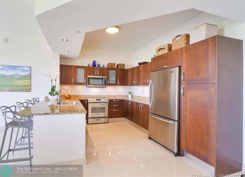 20000 E Country Club Dr #PH 04, Aventura, Florida image 9