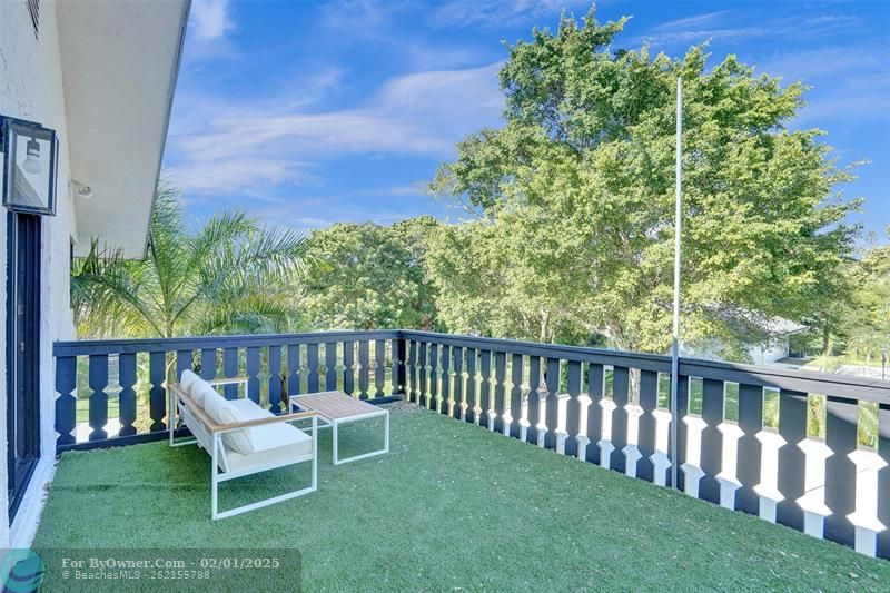 MASTER BEDROOM PRIVATE BALCONY