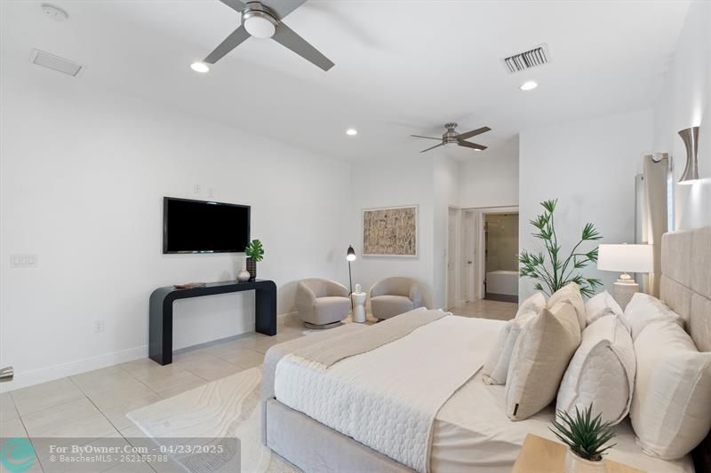 750 NW 37th St, Oakland Park, Florida image 11