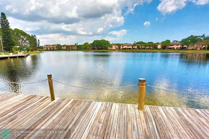 Walkway around lake