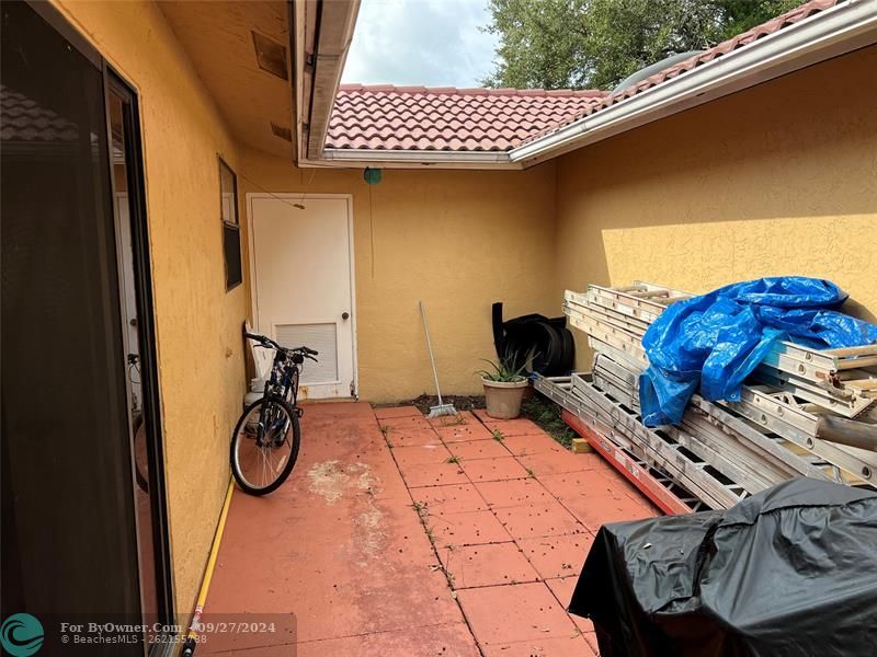 10840 NW 45th St, Coral Springs, Florida image 21