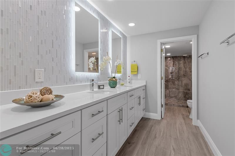 777 Bayshore Dr #705, Fort Lauderdale, Florida image 13
